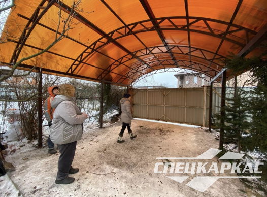 Металлический усиленный навес из поликарбоната для автомобиля №50 - фото 1458