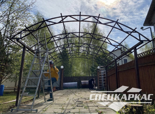 Усиленный навес из поликарбоната для парковки одного автомобиля №29 - фото 1247